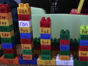 Sight word building blocks. Great center for preschool, kindergarten, and first grade! Simply Kinder