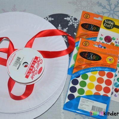 Paper Plate Christmas Ornaments supplies
